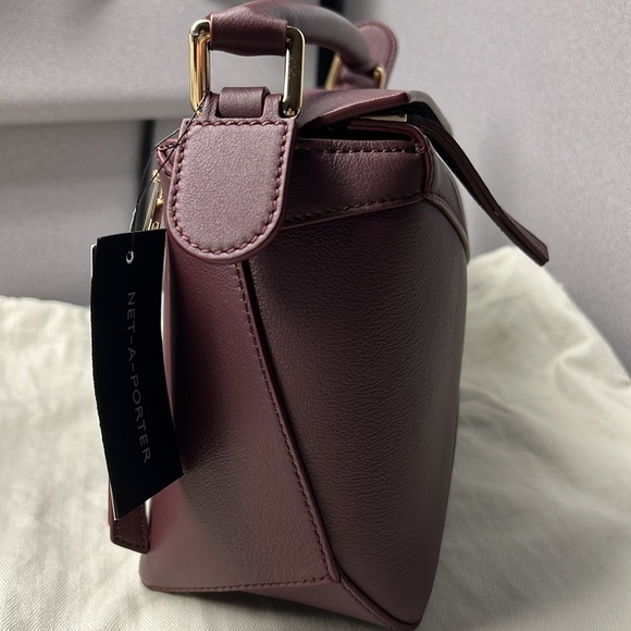 *SOLD* NWT Loewe small edge puzzle bag in dark burgundy - Picture 7 of 16